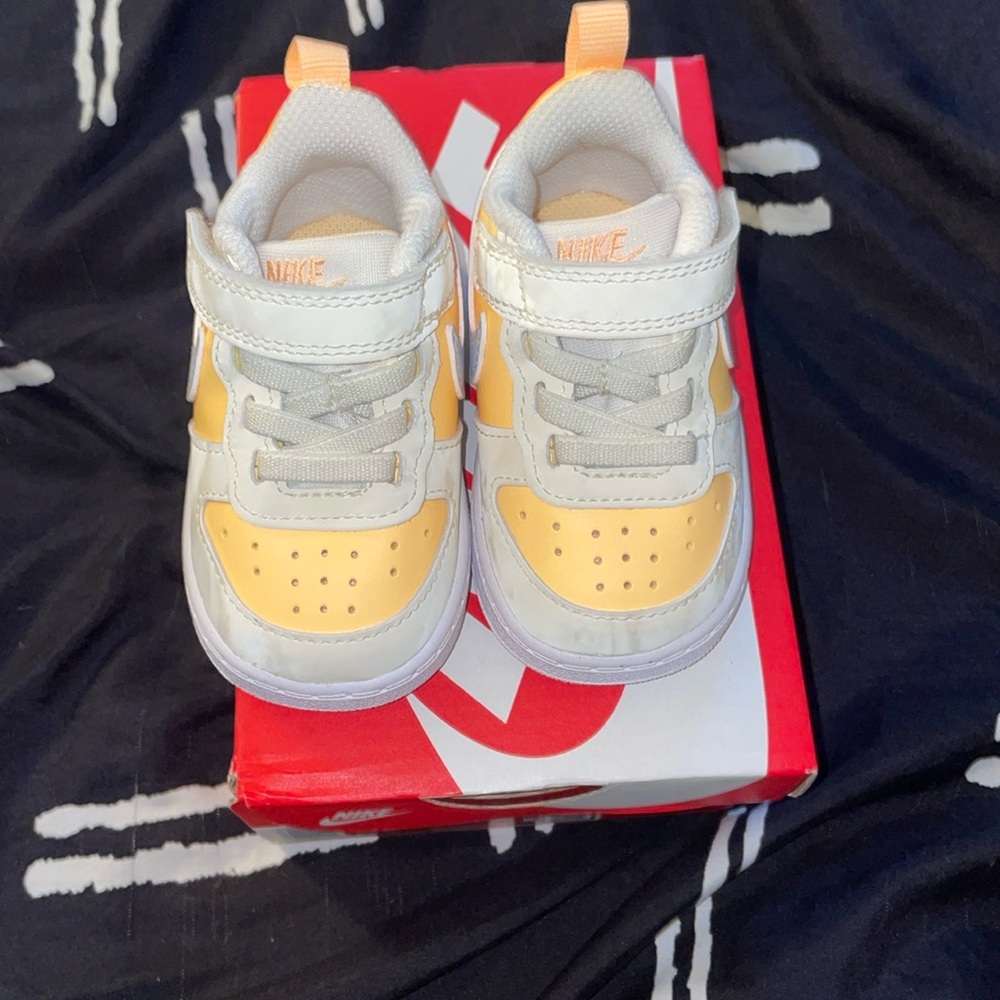 Nike Court Borough Low Recraft
